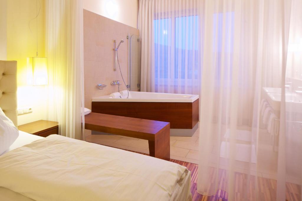 Hotel-Restaurant Allmer Weizi járás Szoba fotó